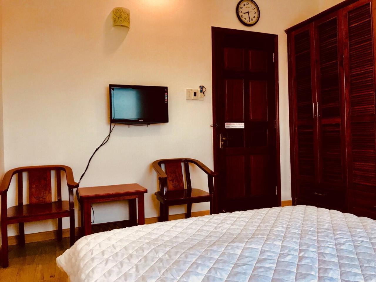 Quynh Anh Hotel Ho Chi Minh City Exterior photo
